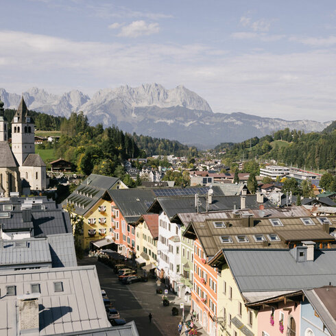 Stadtaufnahme der Innenstadt Kitzbühel