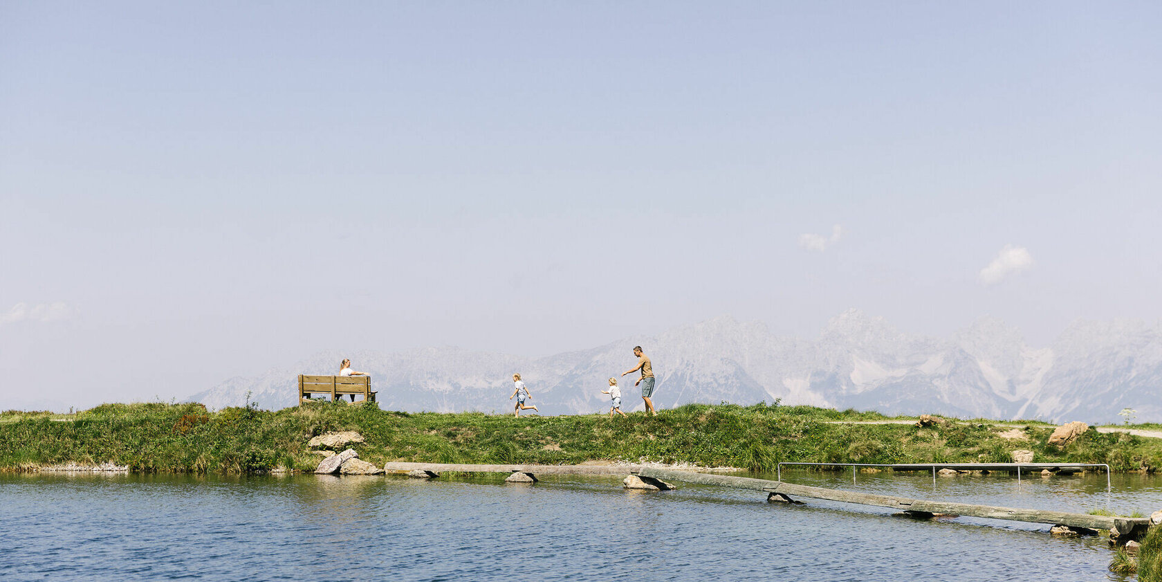 Sommererlebnis Hahnenkamm – Wo Skilegenden zur Wanderkulisse werden