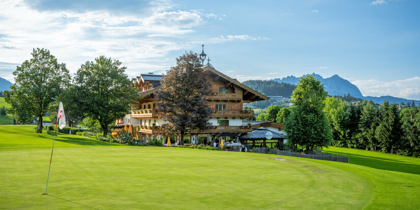 Im Hotel Rasmushof Kitzbühel verbringen Sie Ihren Urlaub in der besten Lage von Kitzbühel