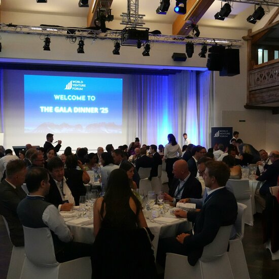 Abendevent mit Präsentation