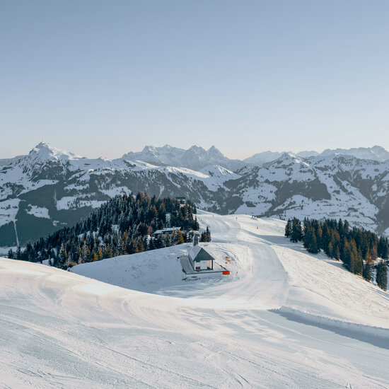 Skipiste in Kitzbühel mit toller Aussicht